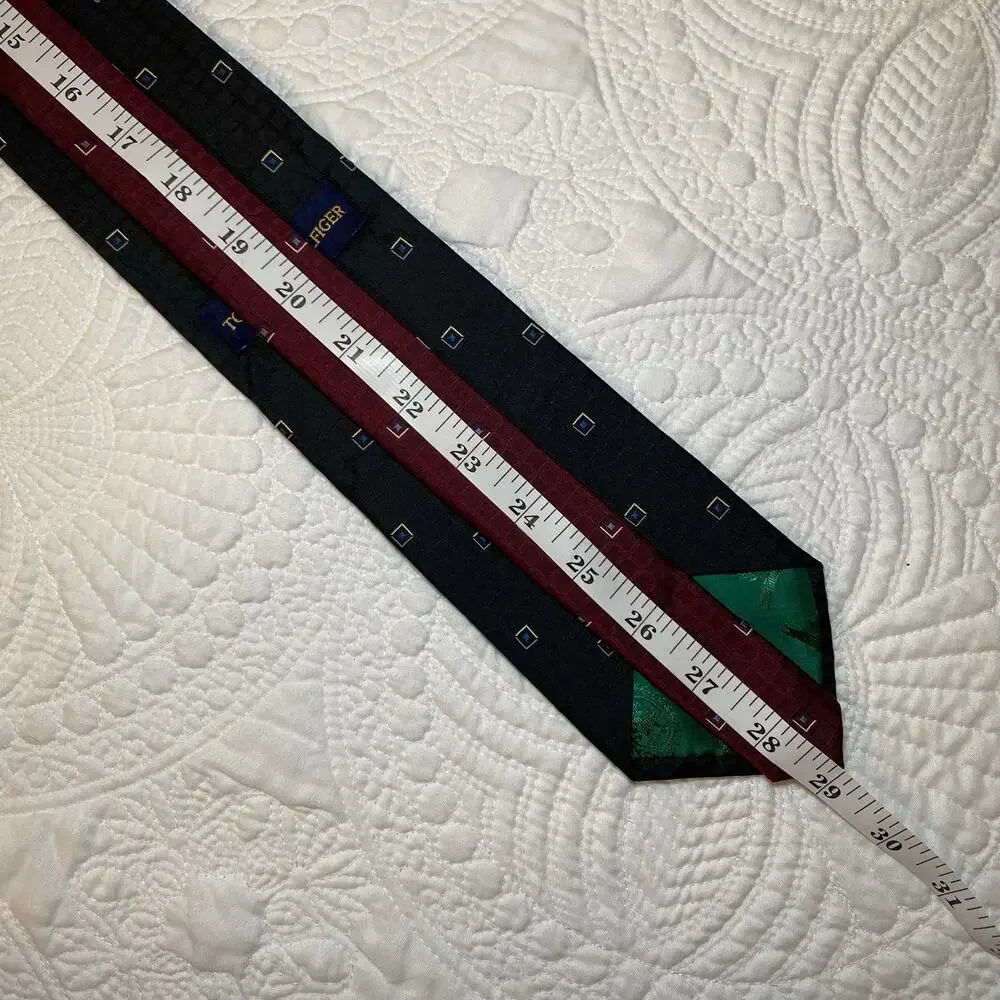 Tommy Hilfiger Men's Black Silk Tie Square Geometric Pattern 58